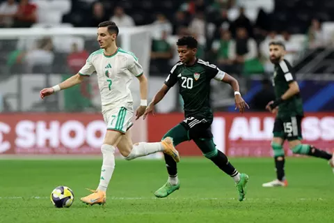 كأس العرب.. الجزائر 0-0 الإمارات.. هدف أبيض